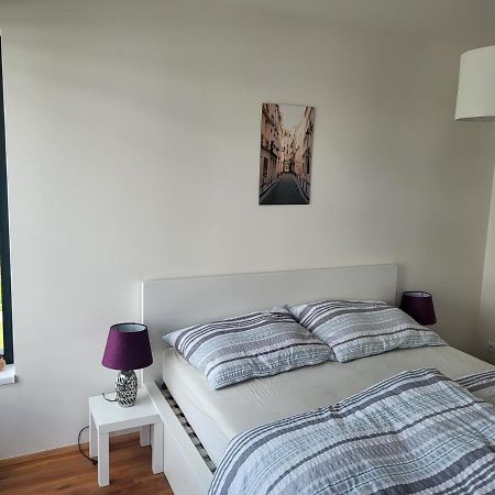 New Apartment In Karlin, Praha 8, Close To Center Exterior foto