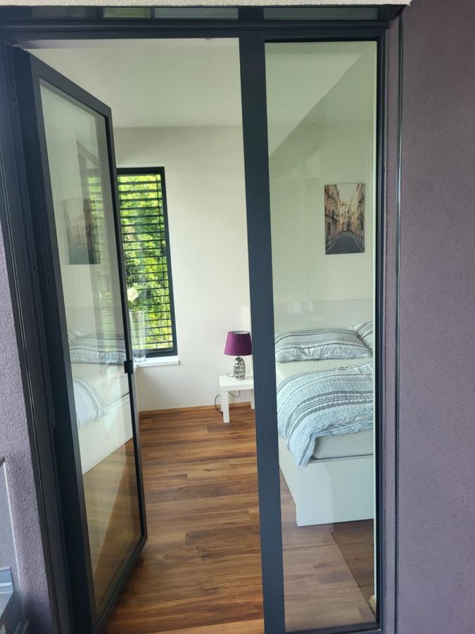 New Apartment In Karlin, Praha 8, Close To Center Exterior foto
